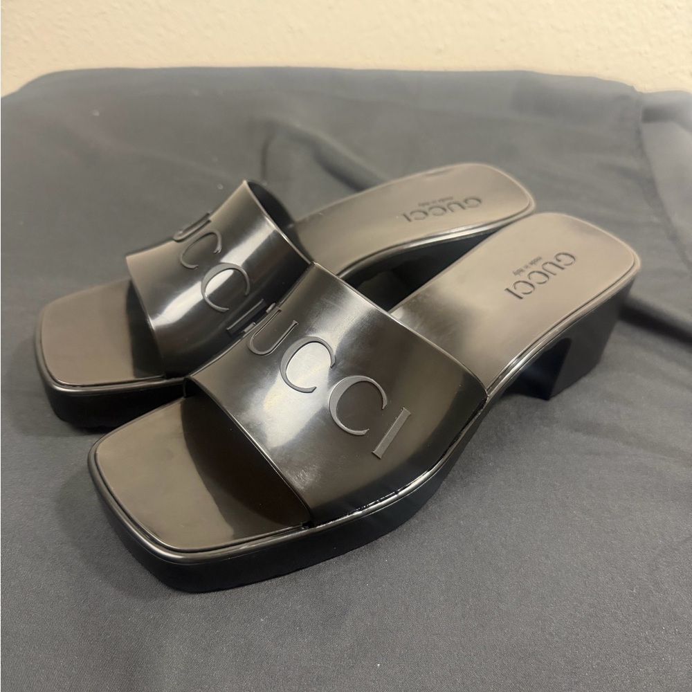 Gucci Rubber Sandals Mules